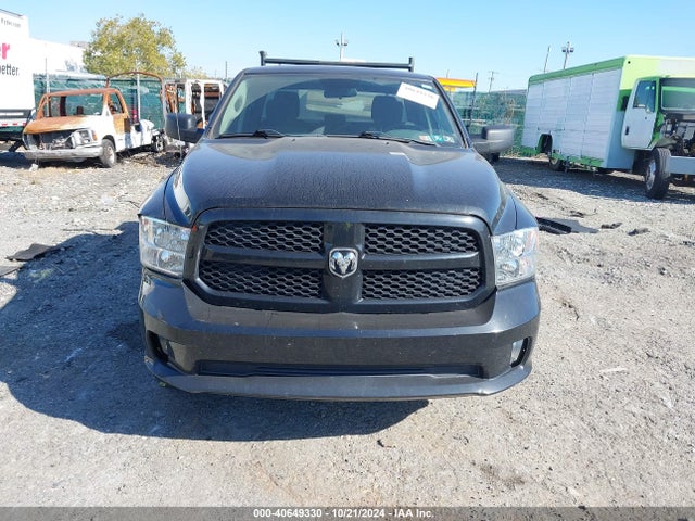 RAM 1500 Express  4x4 6'4 Box 2018 1C6RR7FG0JS198165 Image 13