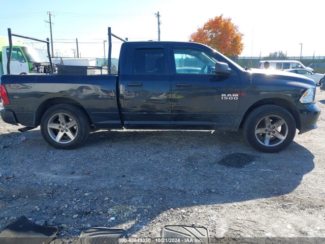 RAM 1500 Express  4x4 6'4 Box 2018 1C6RR7FG0JS198165 Image 14