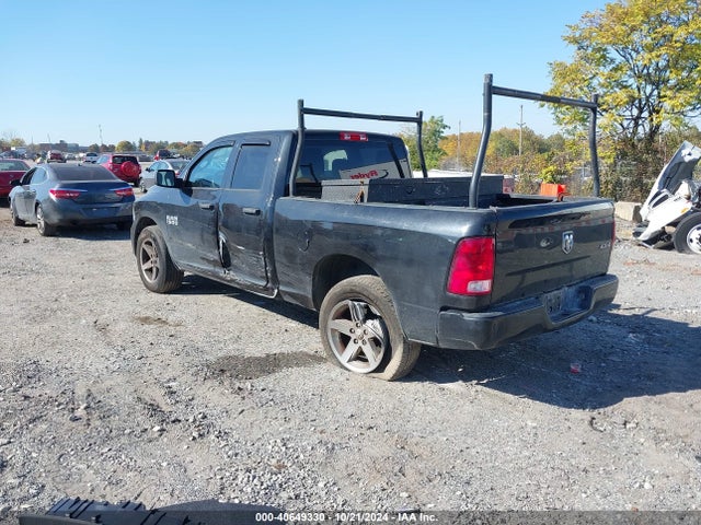 RAM 1500 Express  4x4 6'4 Box 2018 1C6RR7FG0JS198165 Image 3