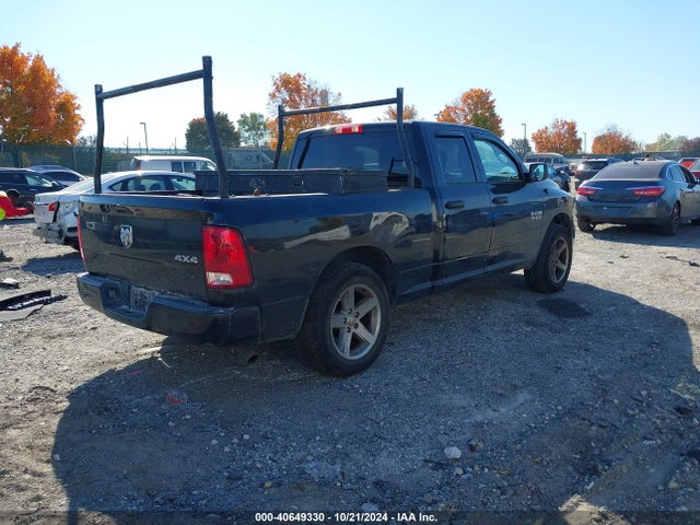 RAM 1500 Express  4x4 6'4 Box 2018 1C6RR7FG0JS198165 Image 4