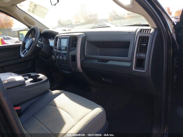RAM 1500 Express  4x4 6'4 Box 2018 1C6RR7FG0JS198165 Image 5
