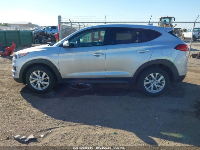 KM8J2CA40KU920137 Hyundai TUCSON SE