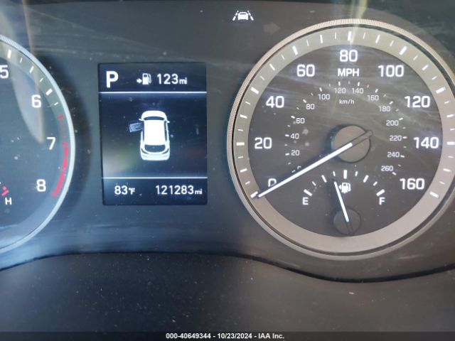 KM8J2CA40KU920137 Hyundai TUCSON SE