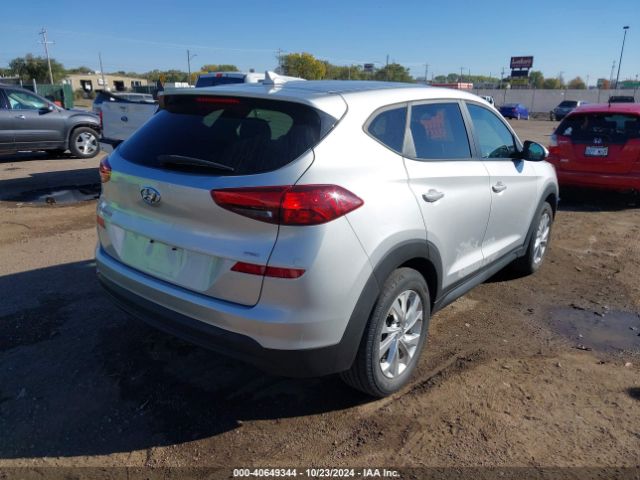 KM8J2CA40KU920137 Hyundai TUCSON SE