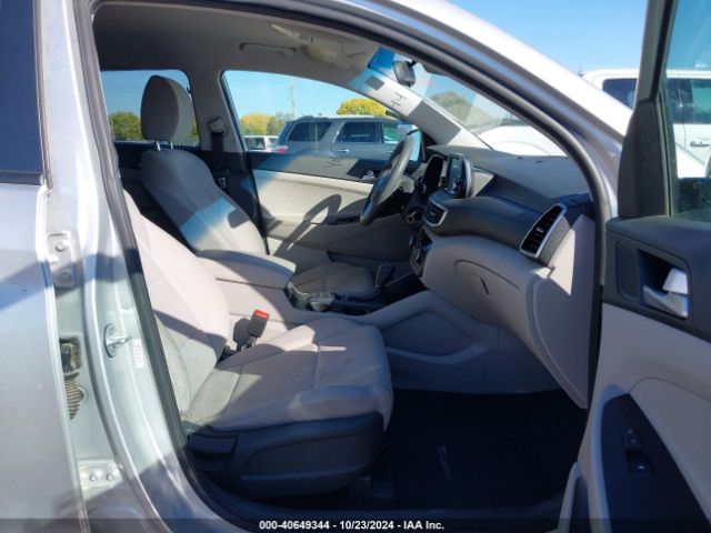 KM8J2CA40KU920137 Hyundai TUCSON SE
