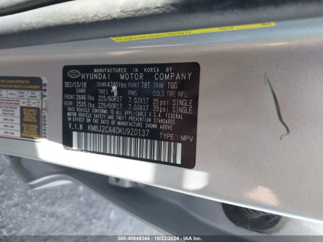 KM8J2CA40KU920137 Hyundai TUCSON SE