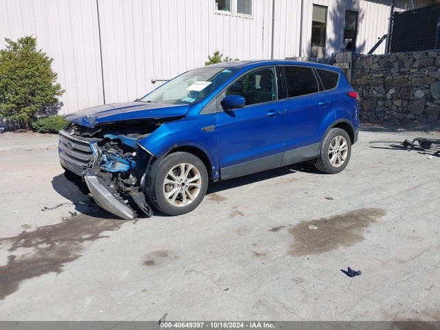 Ford ESCAPE SE 2017 1FMCU9GDXHUB55394 Image 2