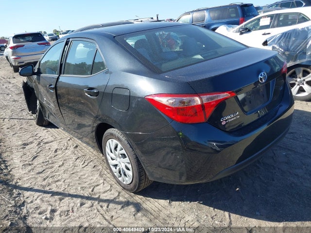 Toyota COROLLA LE 2017 5YFBURHE6HP723273 Image 3