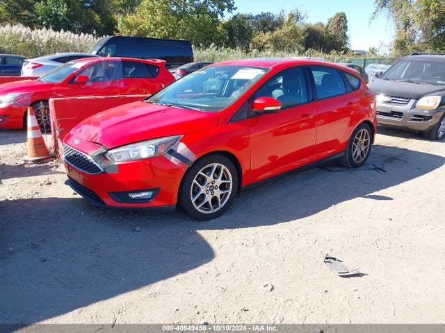 Ford FOCUS SE 2015 1FADP3K26FL302841 Image 2