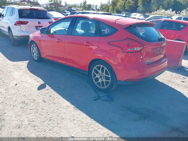 Ford FOCUS SE 2015 1FADP3K26FL302841 Image 3