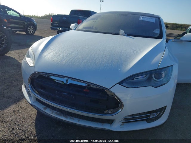 2013 TESLA MODEL S 5YJSA1CN1DFP20059 Photo 5