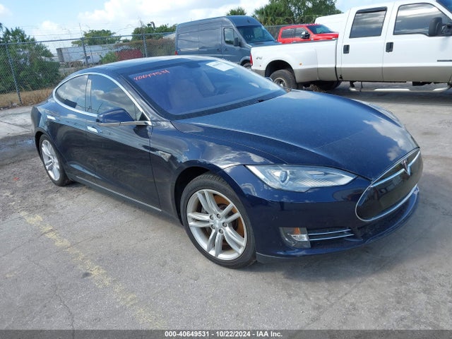 2013 TESLA MODEL S 5YJSA1CN5DFP13308 Photo 0