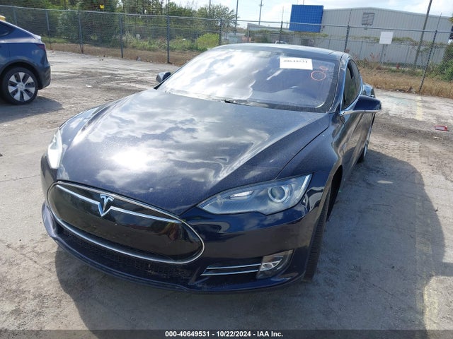 2013 TESLA MODEL S 5YJSA1CN5DFP13308 Photo 5