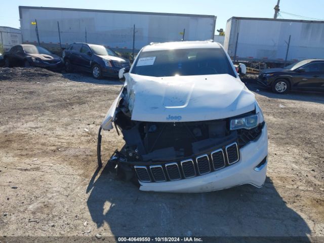 1C4RJFAG5JC111579 Jeep Grand Cherokee Laredo E 4x4