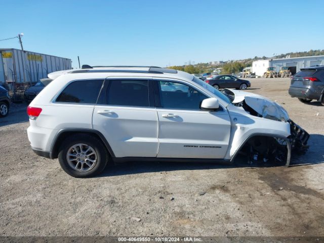 1C4RJFAG5JC111579 Jeep Grand Cherokee Laredo E 4x4