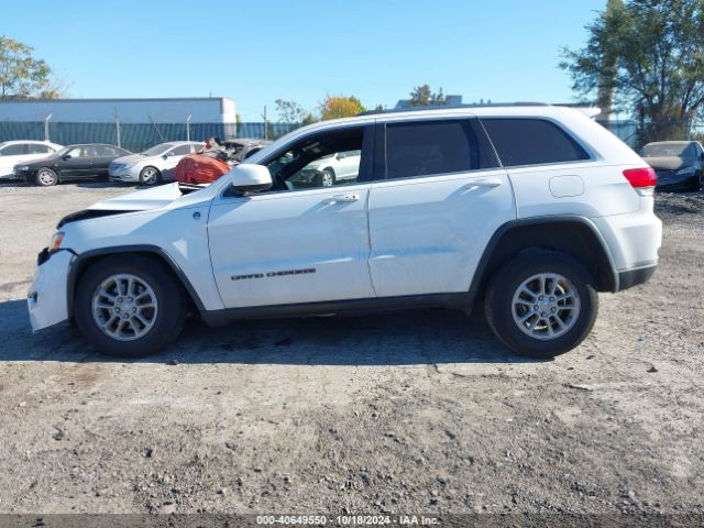 1C4RJFAG5JC111579 Jeep Grand Cherokee Laredo E 4x4