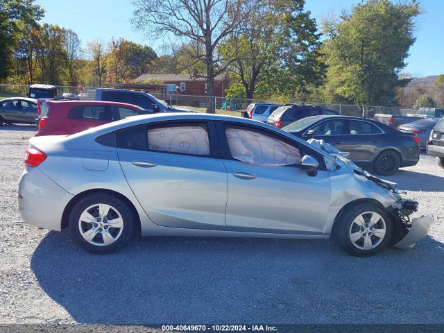 Chevrolet Cruze Ls Auto 2017 1G1BC5SM7H7170896 Image 14