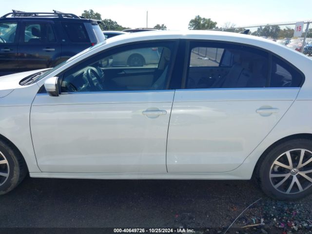 3VWDB7AJ1HM364395 Volkswagen Jetta 1.4t Se