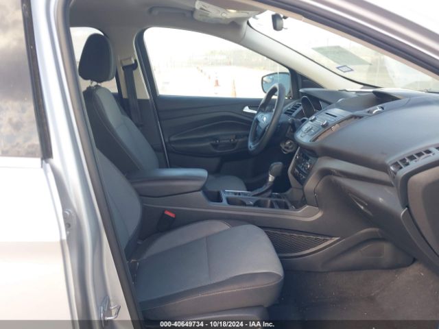 1FMCU9G95HUC03914 Ford ESCAPE SE