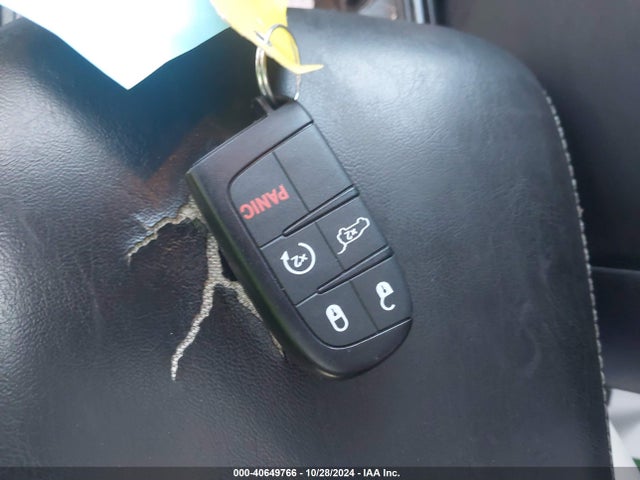 2C3CCAGG4JH141524 Chrysler 300