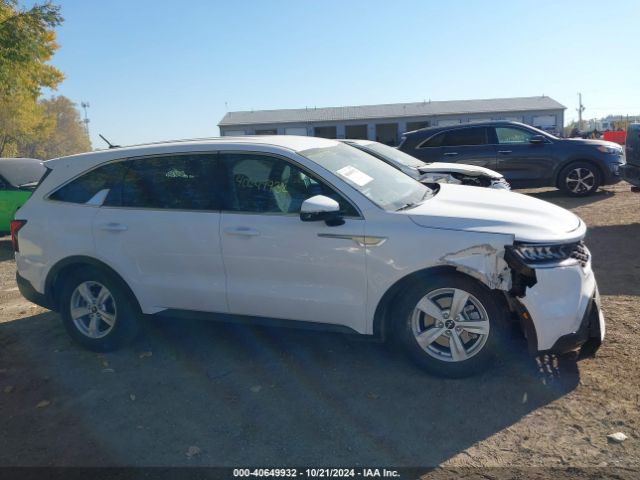 5XYRG4LC1NG118947 KIA SORENTO LX