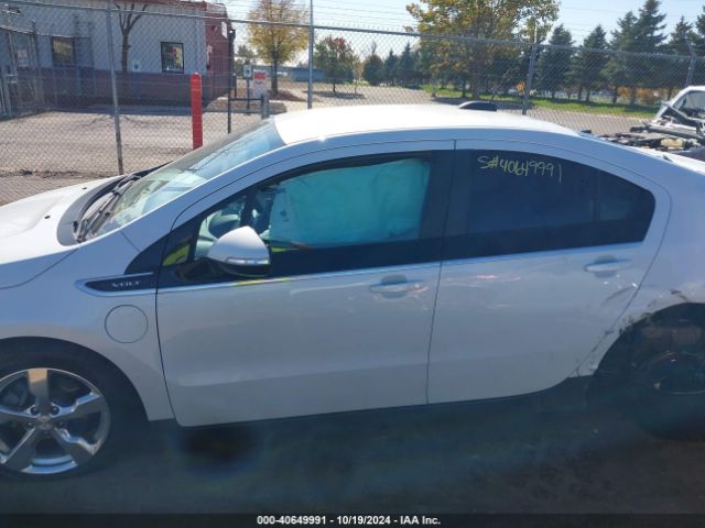 1G1RB6E40FU137871 Chevrolet Volt