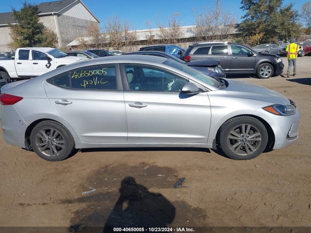 Hyundai ELANTRA SEL 2018 5NPD84LF3JH334027 Image 13