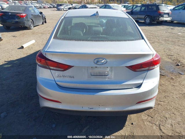 Hyundai ELANTRA SEL 2018 5NPD84LF3JH334027 Image 16