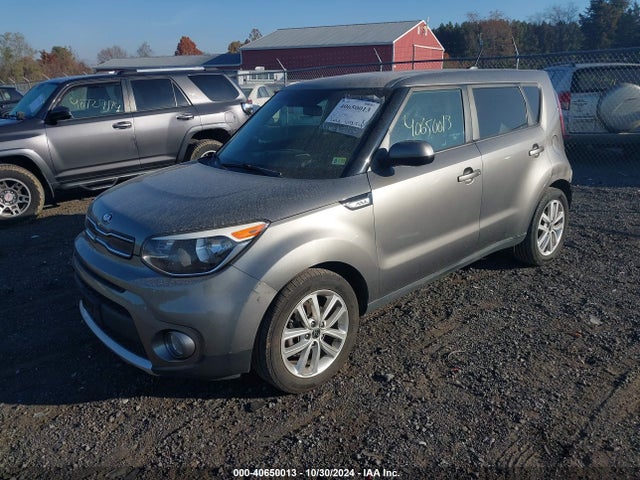 KIA SOUL + 2018 KNDJP3A52J7508443 Image 2