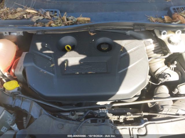 1FMCU9J93HUB71201 Ford Escape Titanium
