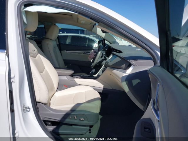 1GYKNCRS8NZ135403 Cadillac Xt5 Fwd Premium Luxury