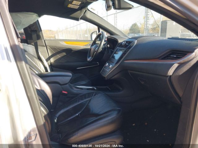 5LMCJ2D9XKUL48715 Lincoln MKC SELECT