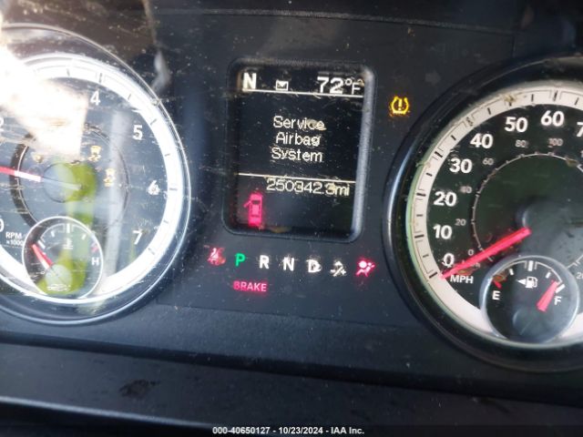 1C6RR6GT0ES364339 RAM 1500 Slt