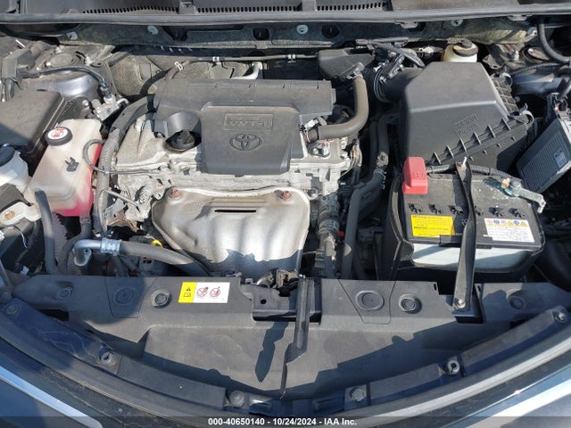 Toyota RAV4 LE 2018 JTMBFREV7JJ722061 Image 10