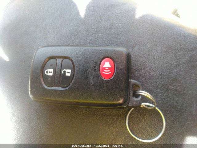 Toyota Prius V Four 2015 JTDZN3EU4FJ038520 Image 11