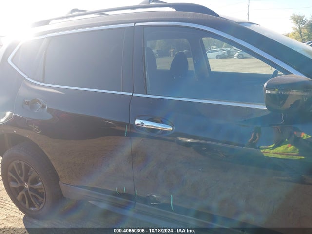 Nissan ROGUE SV 2018 5N1AT2MV3JC831016 Image 12