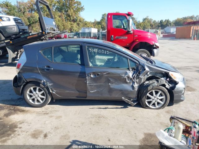JTDKDTB32E1069148 Toyota Prius C Four