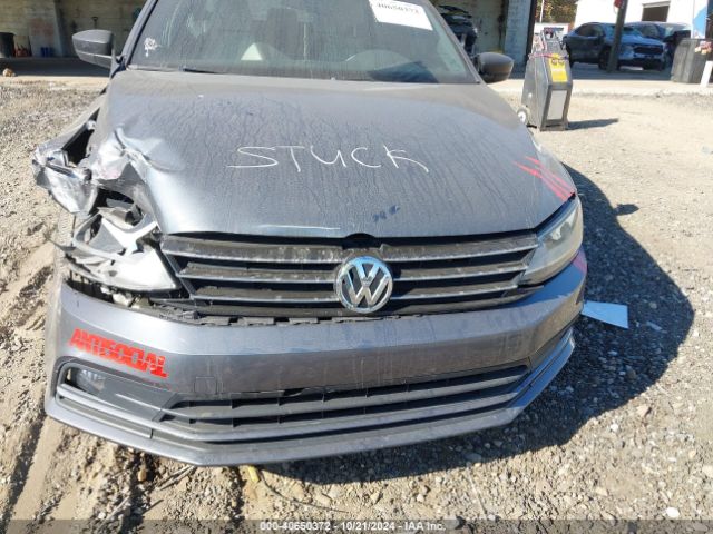 3VWD17AJ9GM241235 Volkswagen Jetta 1.8t Sport