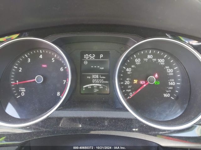 3VWD17AJ9GM241235 Volkswagen Jetta 1.8t Sport