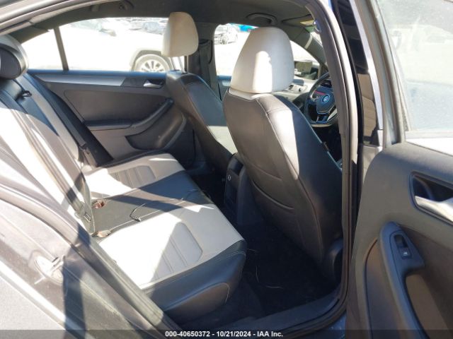 3VWD17AJ9GM241235 Volkswagen Jetta 1.8t Sport