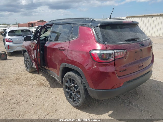 3C4NJDBB9NT196197 Jeep Compass Altitude 4x4