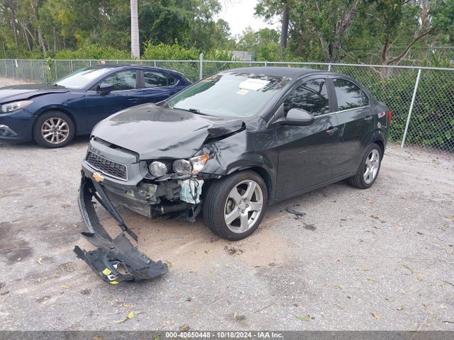 Chevrolet Sonic Ltz Auto 2016 1G1JE5SB2G4161401 Image 2