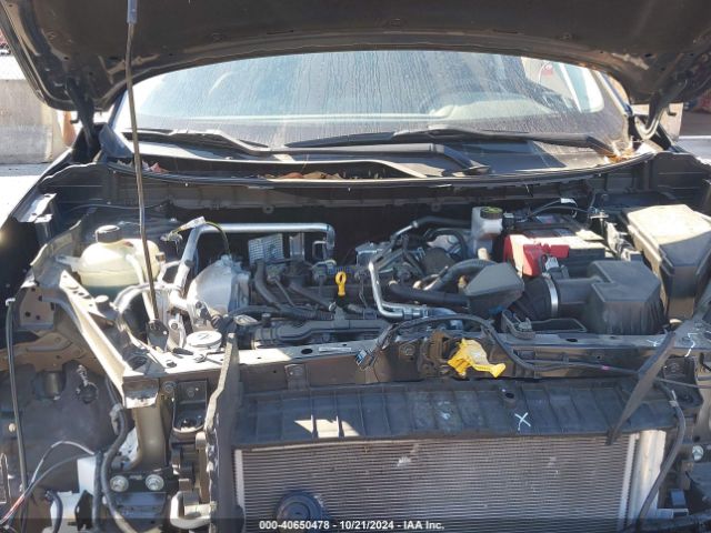 5N1AT3AB1MC807060 Nissan Rogue S Intelligent Awd