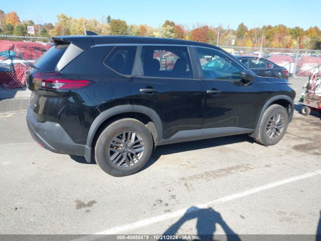 5N1AT3AB1MC807060 Nissan Rogue S Intelligent Awd