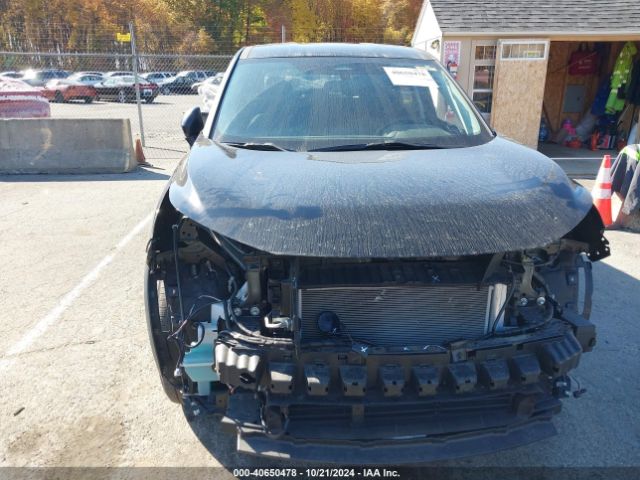 5N1AT3AB1MC807060 Nissan Rogue S Intelligent Awd