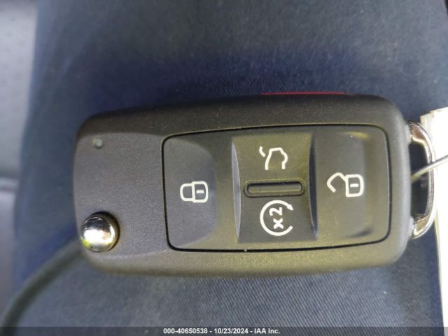 1VWWA7A38LC011529 Volkswagen Passat 2.0t Se