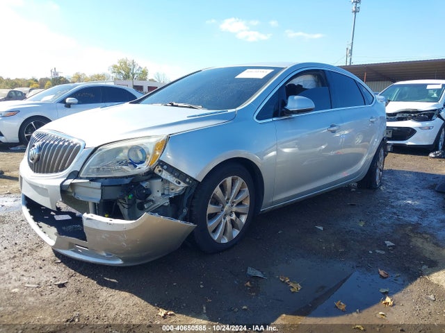 Buick Verano 2015 1G4PP5SK5F4149524 Image 2