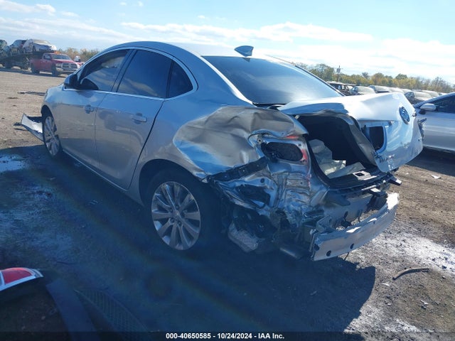 Buick Verano 2015 1G4PP5SK5F4149524 Image 3