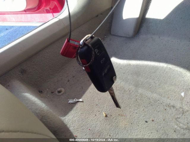 3VWJX7AT3EM630114 Volkswagen Beetle 2.5l
