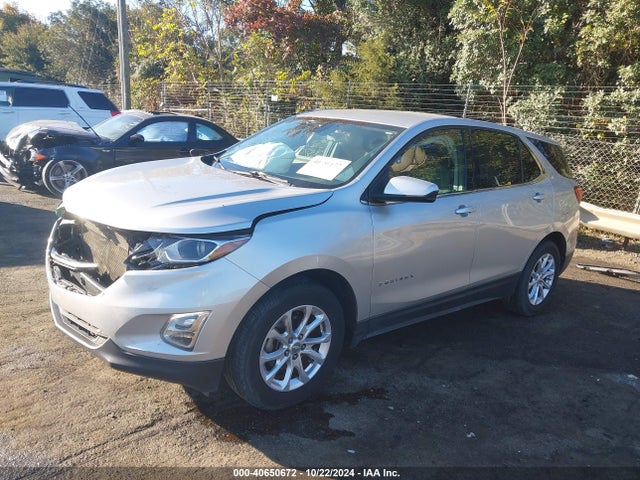 Chevrolet EQUINOX LT 2018 3GNAXJEV5JS631614 Image 2